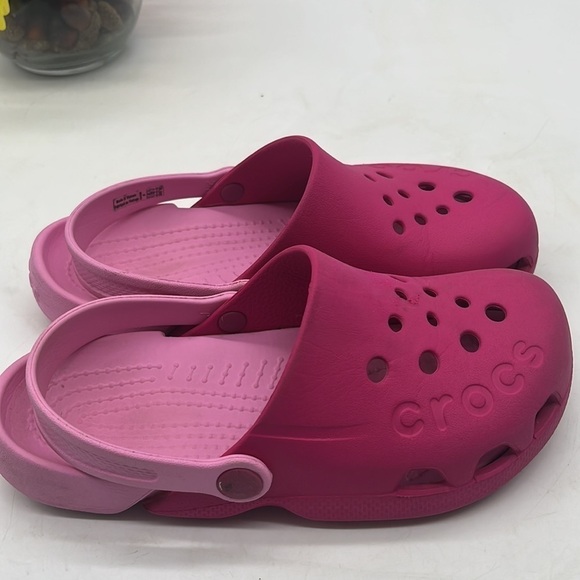 CROCS Hot Pink Clog Sandals Size J2. CR3776C - Picture 3 of 7